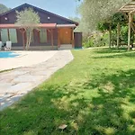 Izmir Yasam Vadisi Hotel *