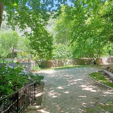 Hotel Izmir Yasam Vadisi *